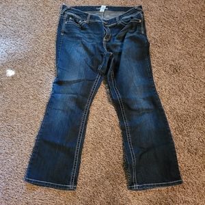Maurices jeans size 18 short